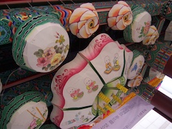 korean buddhist temple decorations